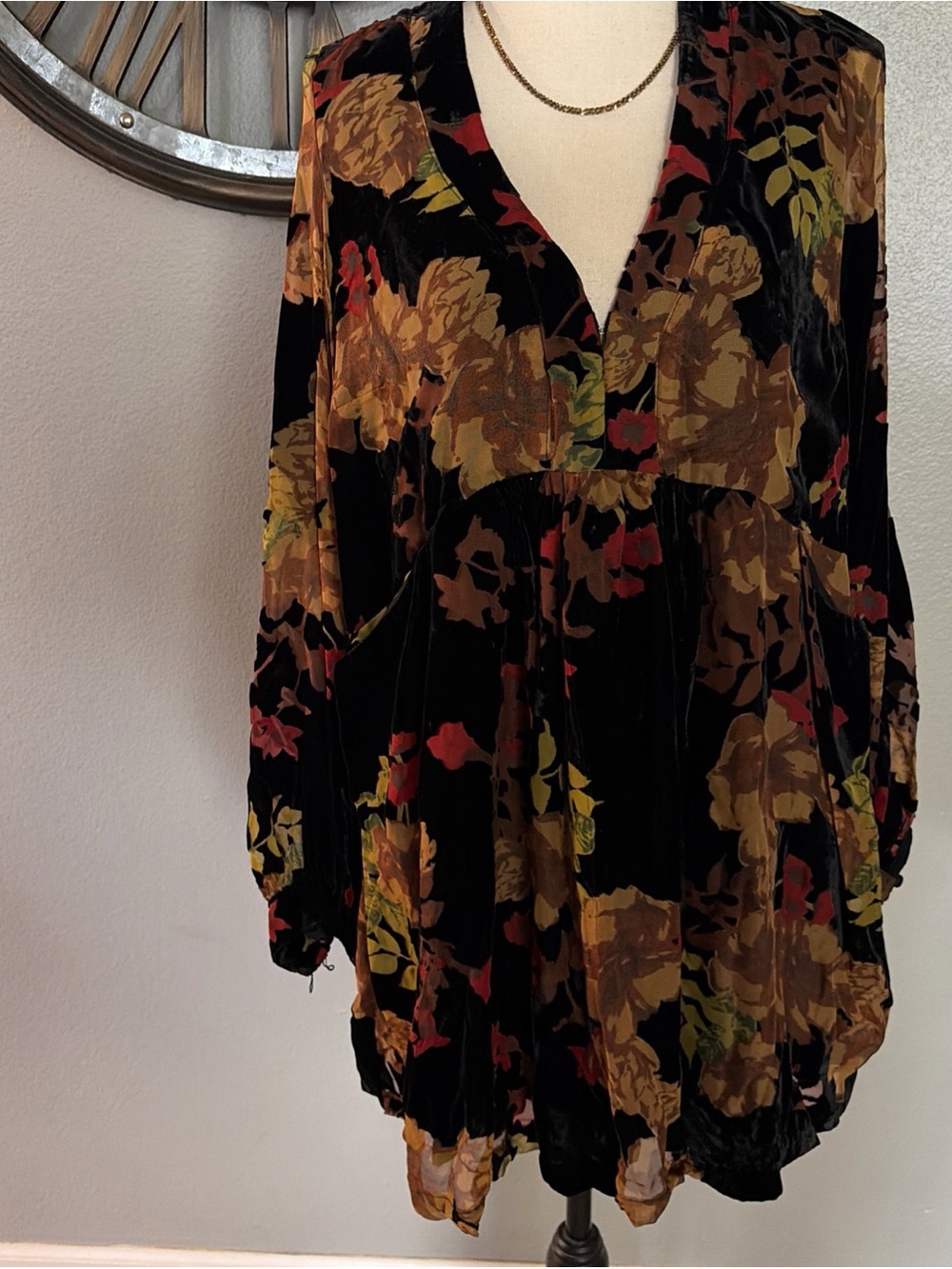 FREE PEOPLE VELVET GOLD BURNOUT Black Floral Velvet Long-Sleeve Tunic Dress - Picture 11 of 13